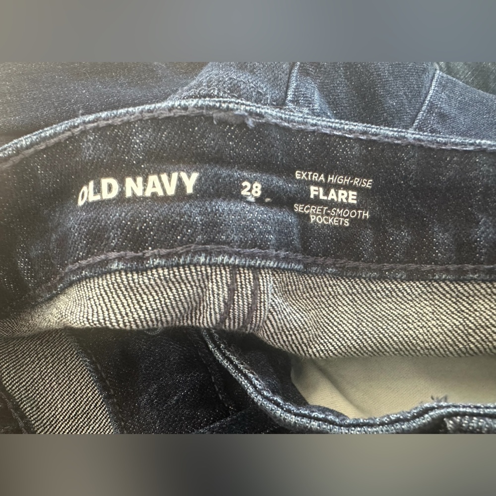 ⭐️NWT⭐️ Old Navy “Higher High-Rise Secret Smooth Pockets Flare Size 28 - Picture 4 of 8